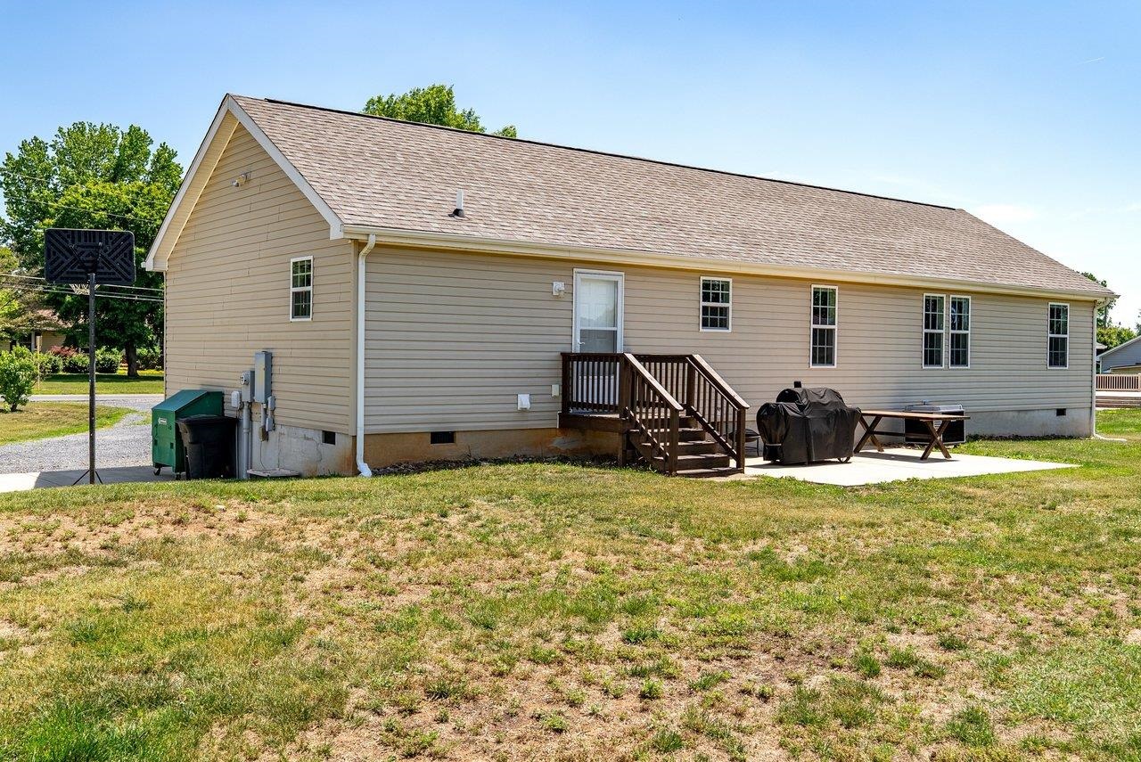 2242 W DRY RIVER RD, DAYTON, Virginia 22821, 4 Bedrooms Bedrooms, ,2 BathroomsBathrooms,Residential,2242 W DRY RIVER RD,677443 MLS # 677443 2242 W DRY RIVER RD, DAYTON, Virginia 22821, 4 Bedrooms Bedrooms, ,2 BathroomsBathrooms,Residential,2242 W DRY RIVER RD,677443 MLS # 677443