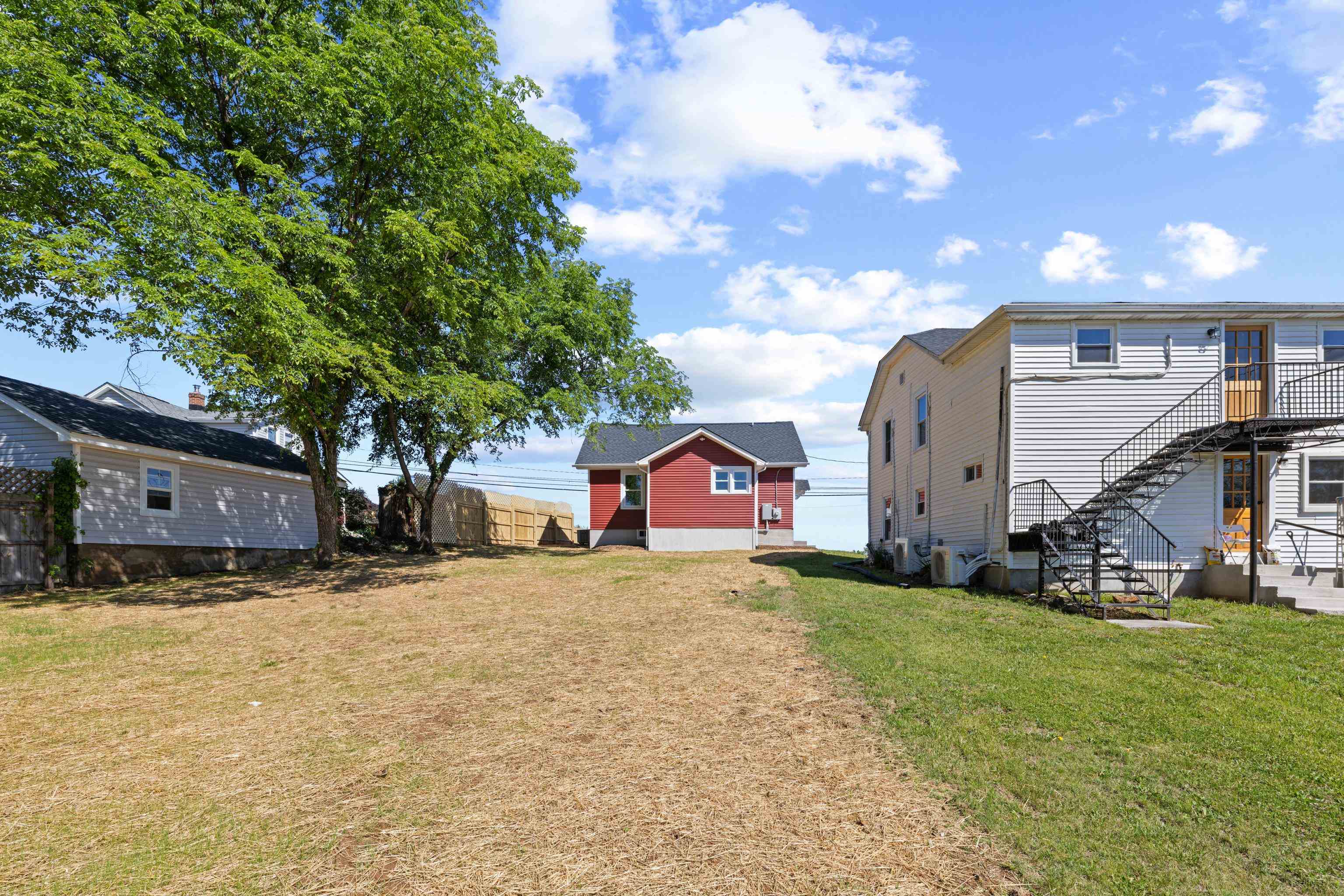 1932 LYNDHURST RD, WAYNESBORO, Virginia 22980, 2 Bedrooms Bedrooms, ,1 BathroomBathrooms,Residential,1932 LYNDHURST RD,677447 MLS # 677447