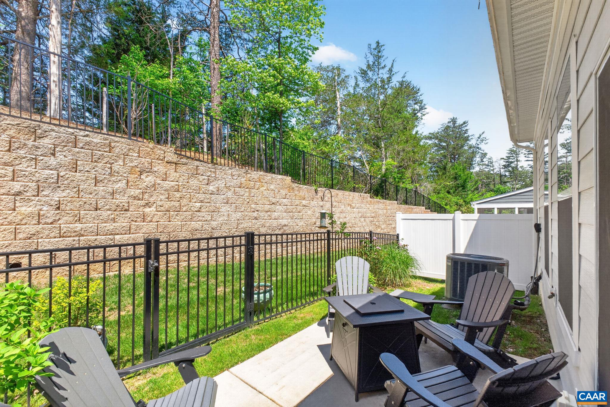 521 CRIMSON ST, CROZET, Virginia 22932, 3 Bedrooms Bedrooms, ,2 BathroomsBathrooms,Residential,521 CRIMSON ST,677450 MLS # 677450
