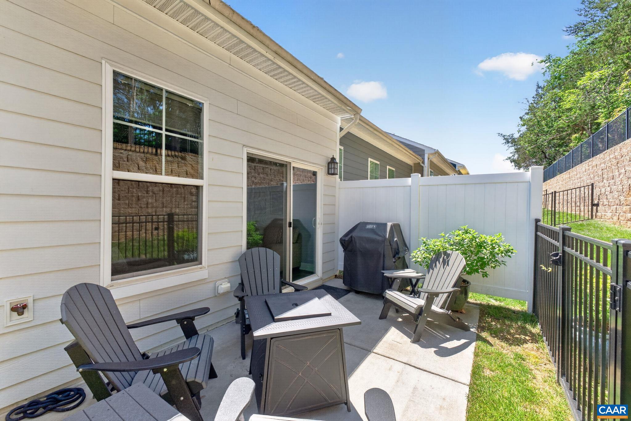 521 CRIMSON ST, CROZET, Virginia 22932, 3 Bedrooms Bedrooms, ,2 BathroomsBathrooms,Residential,521 CRIMSON ST,677450 MLS # 677450
