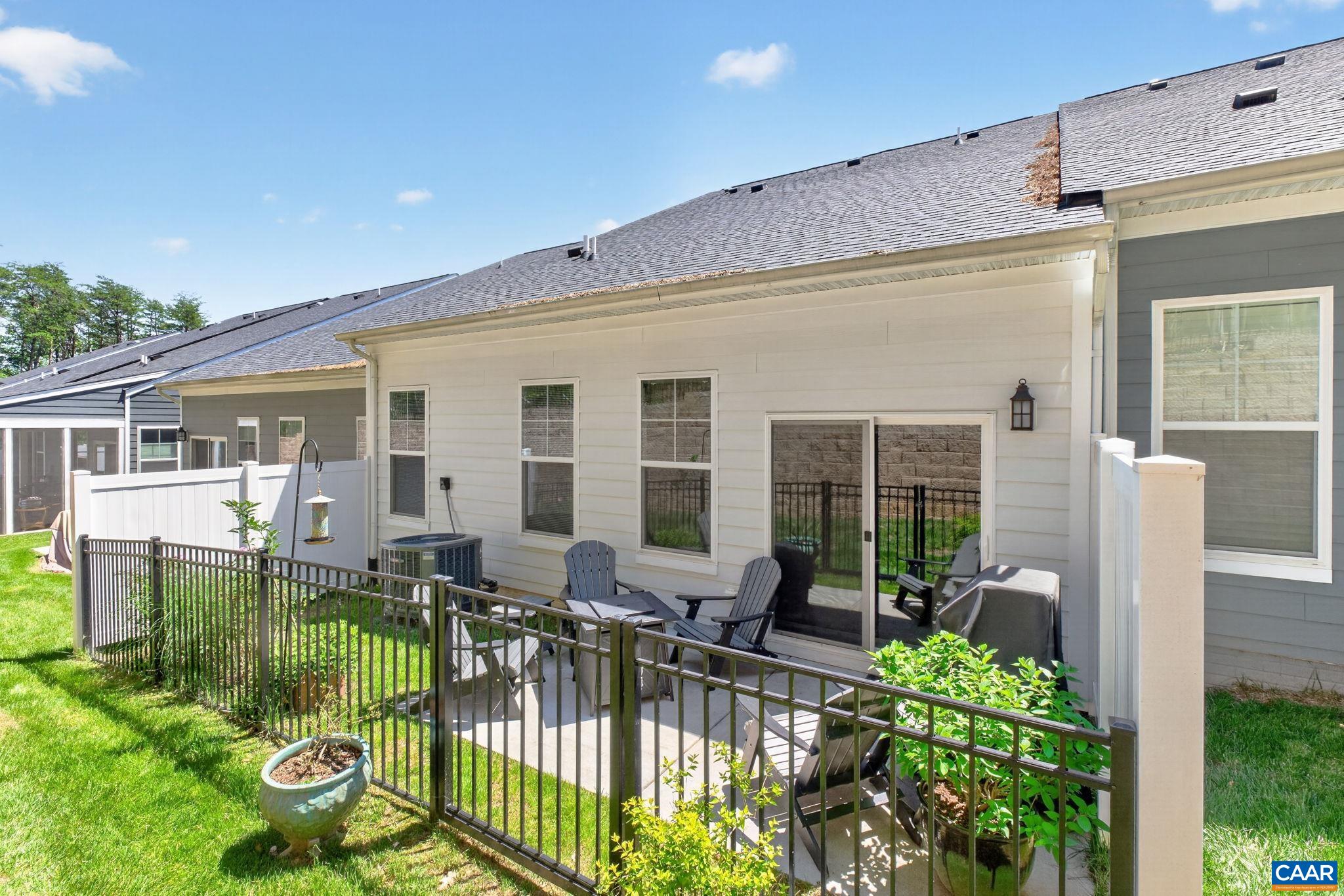 521 CRIMSON ST, CROZET, Virginia 22932, 3 Bedrooms Bedrooms, ,2 BathroomsBathrooms,Residential,521 CRIMSON ST,677450 MLS # 677450