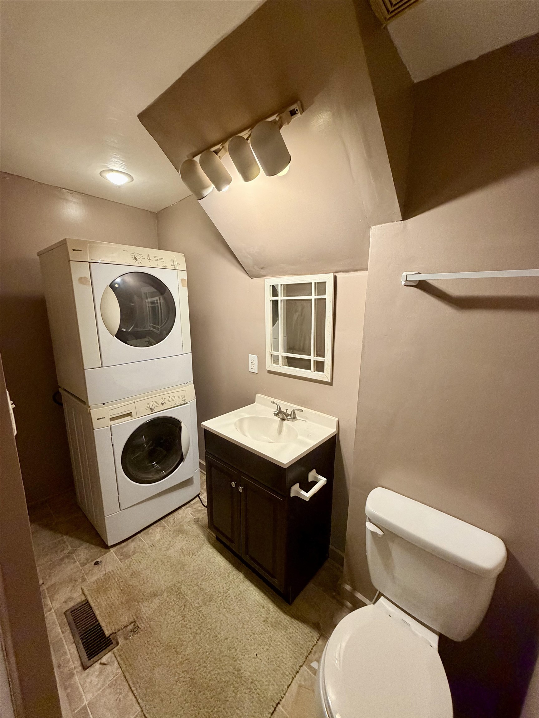 3648 MIDDLEBROOK VILLAGE RD, MIDDLEBROOK, Virginia 24459, 3 Bedrooms Bedrooms, ,1 BathroomBathrooms,Residential,3648 MIDDLEBROOK VILLAGE RD,677452 MLS # 677452 3648 MIDDLEBROOK VILLAGE RD, MIDDLEBROOK, Virginia 24459, 3 Bedrooms Bedrooms, ,1 BathroomBathrooms,Residential,3648 MIDDLEBROOK VILLAGE RD,677452 MLS # 677452