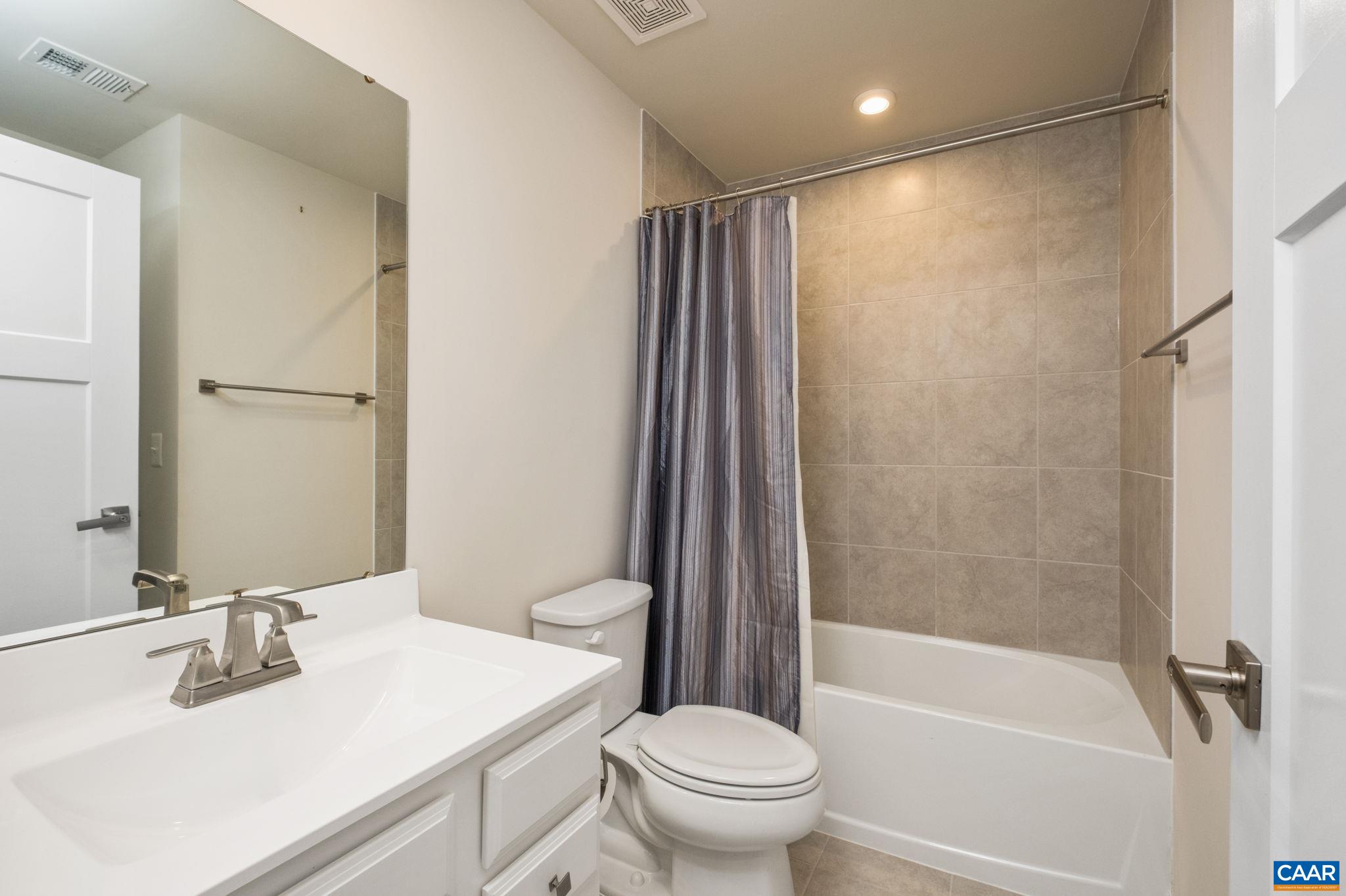 3721 SEDGEWICK LN, KESWICK, Virginia 22947, 4 Bedrooms Bedrooms, ,3 BathroomsBathrooms,Residential,3721 SEDGEWICK LN,677456 MLS # 677456 3721 SEDGEWICK LN, KESWICK, Virginia 22947, 4 Bedrooms Bedrooms, ,3 BathroomsBathrooms,Residential,3721 SEDGEWICK LN,677456 MLS # 677456