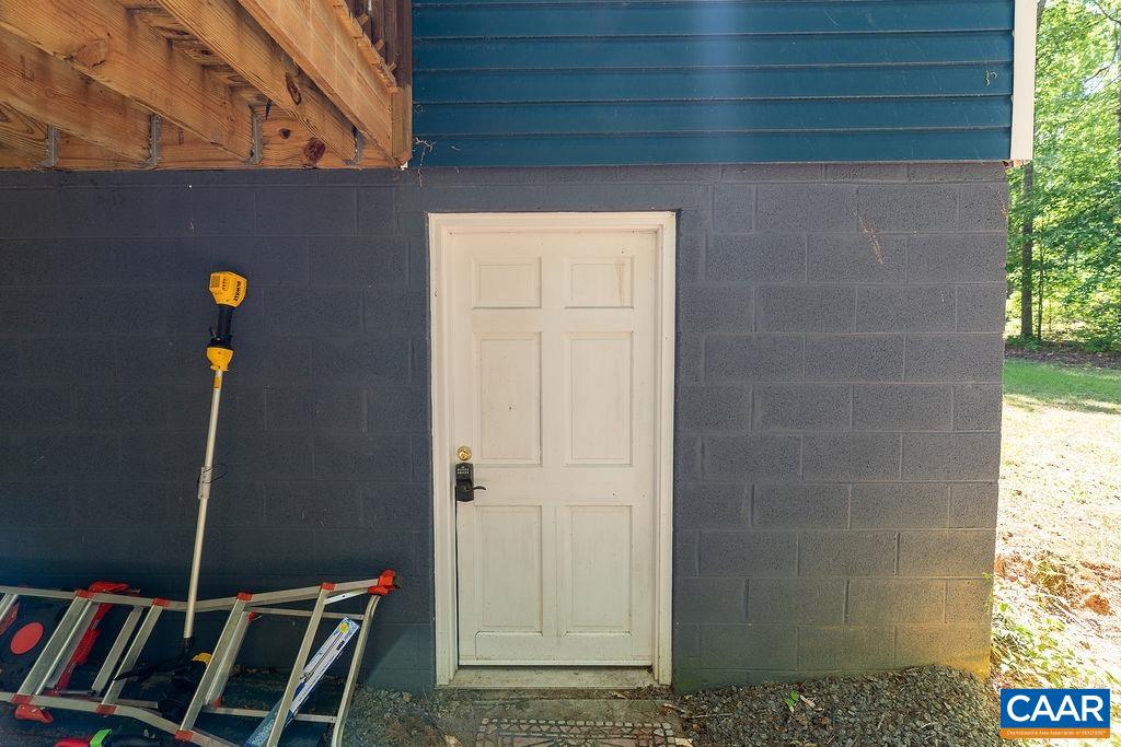 6920 ALBEVANNA SPRING RD, SCOTTSVILLE, Virginia 24590, 3 Bedrooms Bedrooms, ,2 BathroomsBathrooms,Residential,6920 ALBEVANNA SPRING RD,677459 MLS # 677459