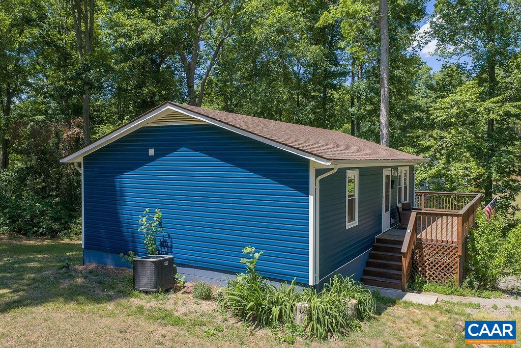 6920 ALBEVANNA SPRING RD, SCOTTSVILLE, Virginia 24590, 3 Bedrooms Bedrooms, ,2 BathroomsBathrooms,Residential,6920 ALBEVANNA SPRING RD,677459 MLS # 677459