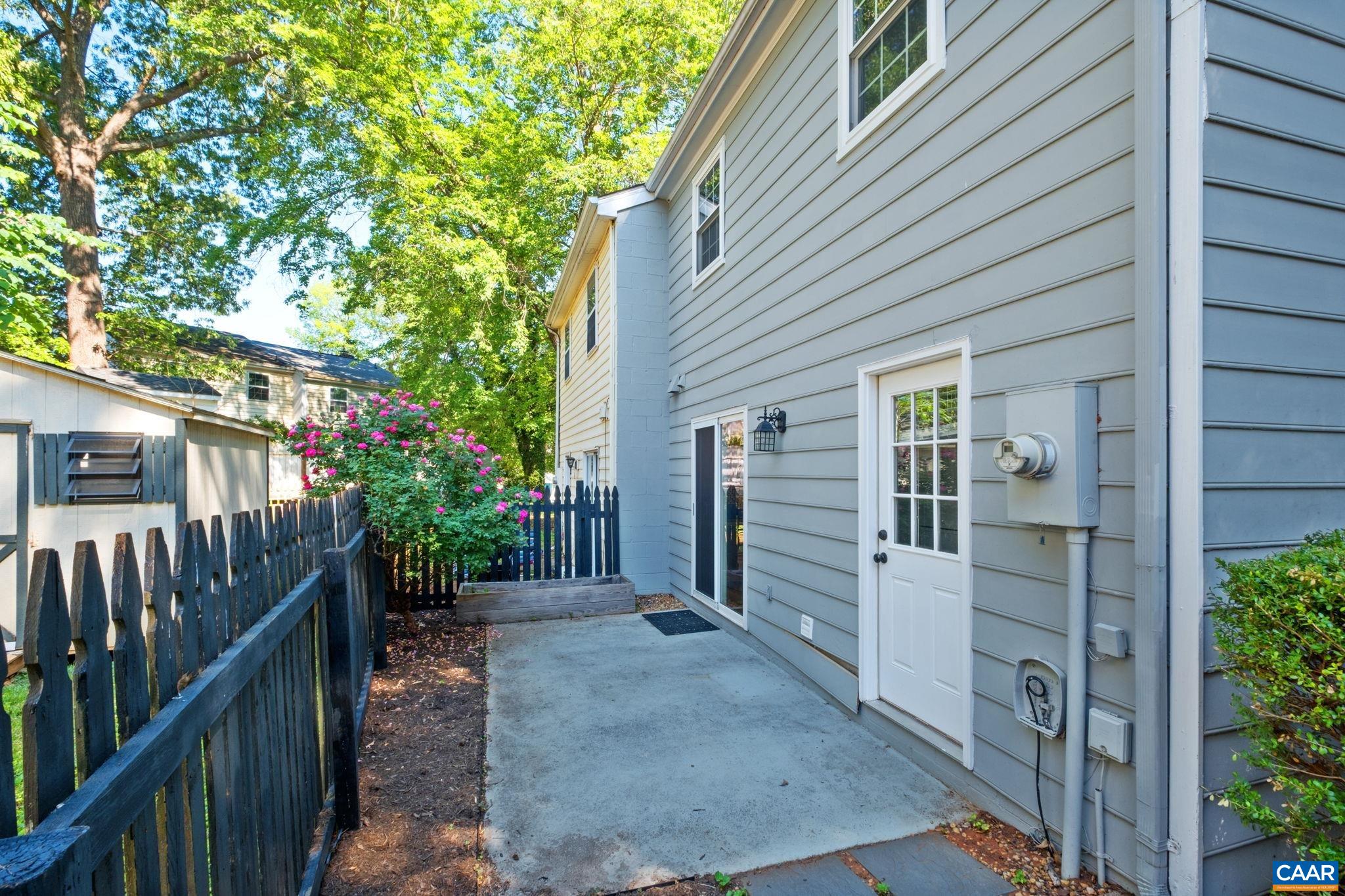 2415 WHITNEY CT, CHARLOTTESVILLE, Virginia 22911, 3 Bedrooms Bedrooms, ,1 BathroomBathrooms,Residential,2415 WHITNEY CT,677461 MLS # 677461 2415 WHITNEY CT, CHARLOTTESVILLE, Virginia 22911, 3 Bedrooms Bedrooms, ,1 BathroomBathrooms,Residential,2415 WHITNEY CT,677461 MLS # 677461