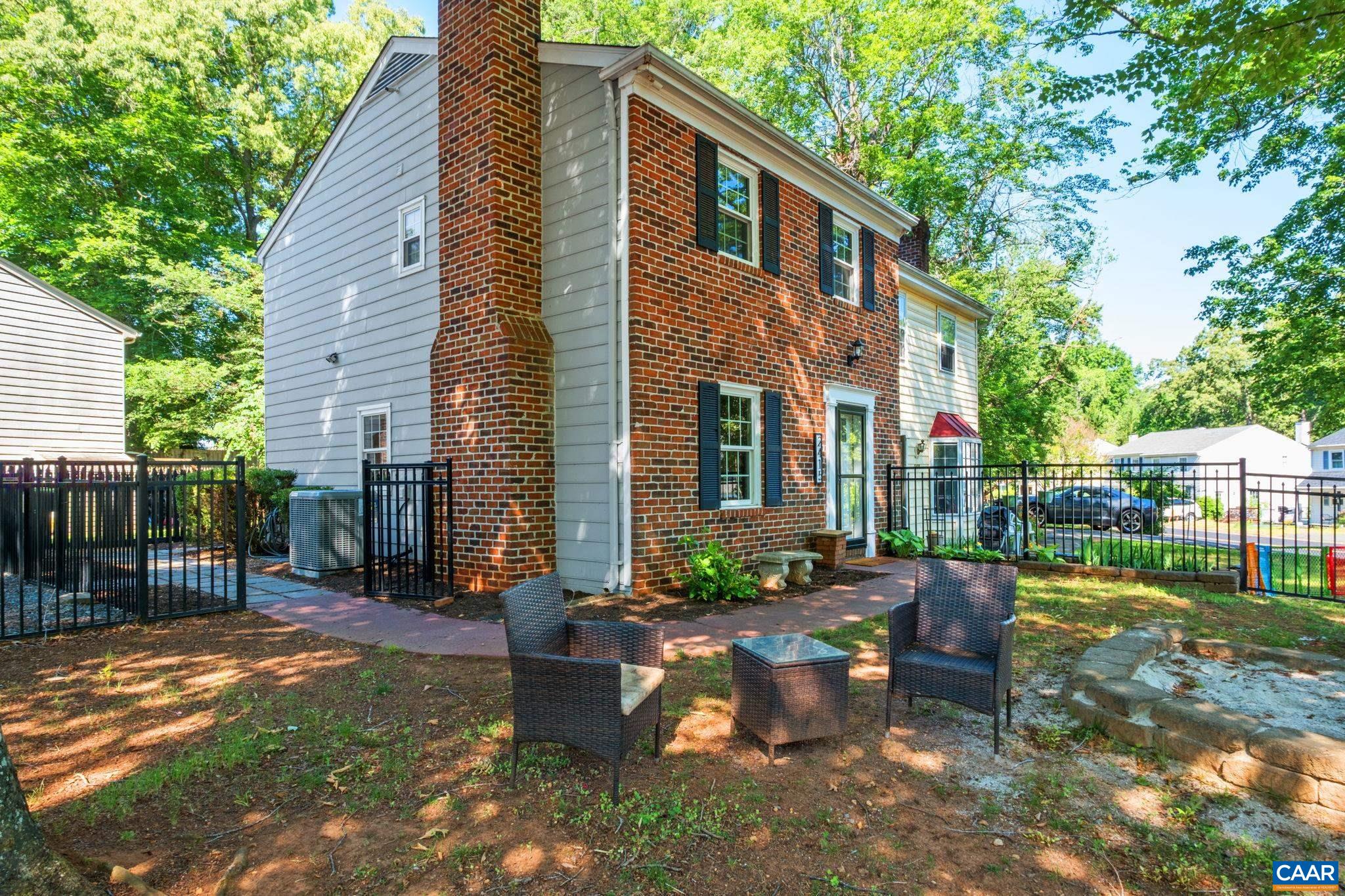 2415 WHITNEY CT, CHARLOTTESVILLE, Virginia 22911, 3 Bedrooms Bedrooms, ,1 BathroomBathrooms,Residential,2415 WHITNEY CT,677461 MLS # 677461 2415 WHITNEY CT, CHARLOTTESVILLE, Virginia 22911, 3 Bedrooms Bedrooms, ,1 BathroomBathrooms,Residential,2415 WHITNEY CT,677461 MLS # 677461