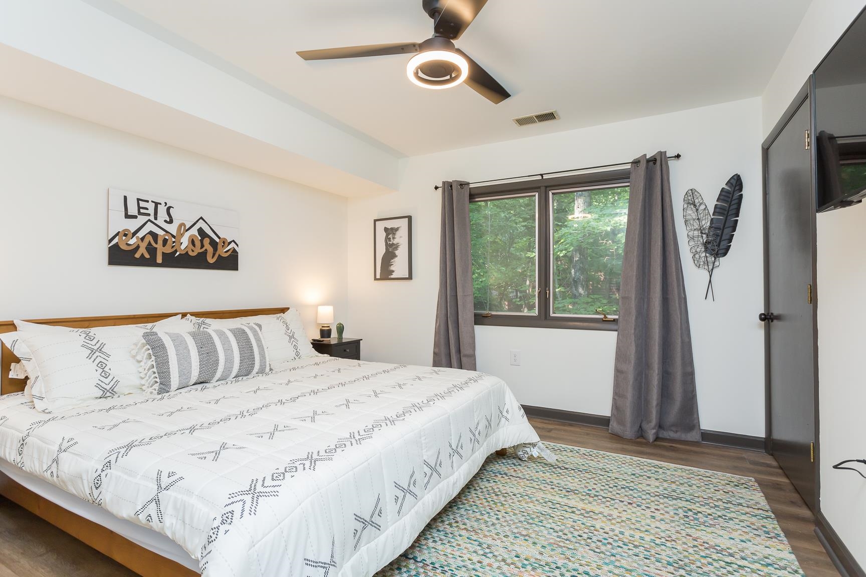 147 CHIPMUNK CT, MCGAHEYSVILLE, Virginia 22840, 7 Bedrooms Bedrooms, ,6 BathroomsBathrooms,Residential,Aspen Lodge,147 CHIPMUNK CT,677466 MLS # 677466 147 CHIPMUNK CT, MCGAHEYSVILLE, Virginia 22840, 7 Bedrooms Bedrooms, ,6 BathroomsBathrooms,Residential,Aspen Lodge,147 CHIPMUNK CT,677466 MLS # 677466