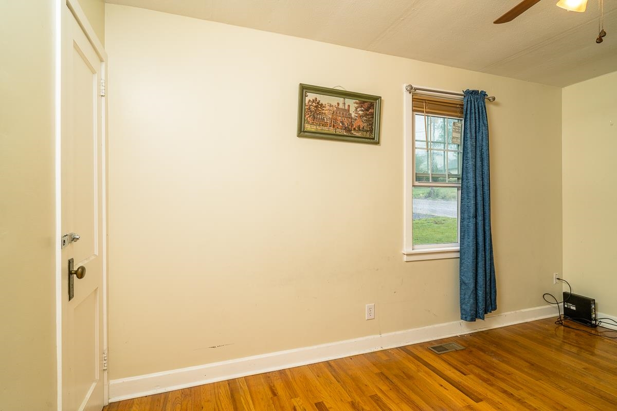 829 VIRGINIA AVE, HARRISONBURG, Virginia 22802, 3 Bedrooms Bedrooms, ,1 BathroomBathrooms,Residential,829 VIRGINIA AVE,677467 MLS # 677467 829 VIRGINIA AVE, HARRISONBURG, Virginia 22802, 3 Bedrooms Bedrooms, ,1 BathroomBathrooms,Residential,829 VIRGINIA AVE,677467 MLS # 677467
