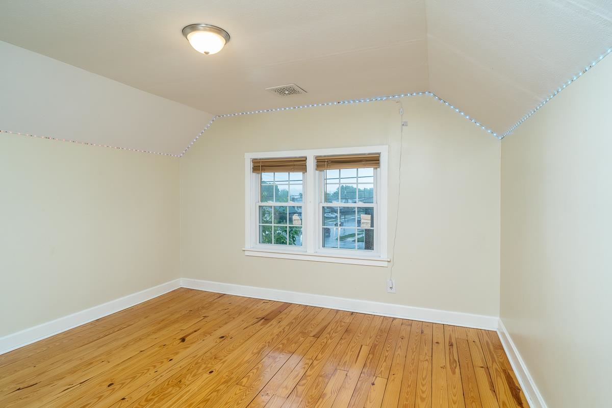 829 VIRGINIA AVE, HARRISONBURG, Virginia 22802, 3 Bedrooms Bedrooms, ,1 BathroomBathrooms,Residential,829 VIRGINIA AVE,677467 MLS # 677467 829 VIRGINIA AVE, HARRISONBURG, Virginia 22802, 3 Bedrooms Bedrooms, ,1 BathroomBathrooms,Residential,829 VIRGINIA AVE,677467 MLS # 677467