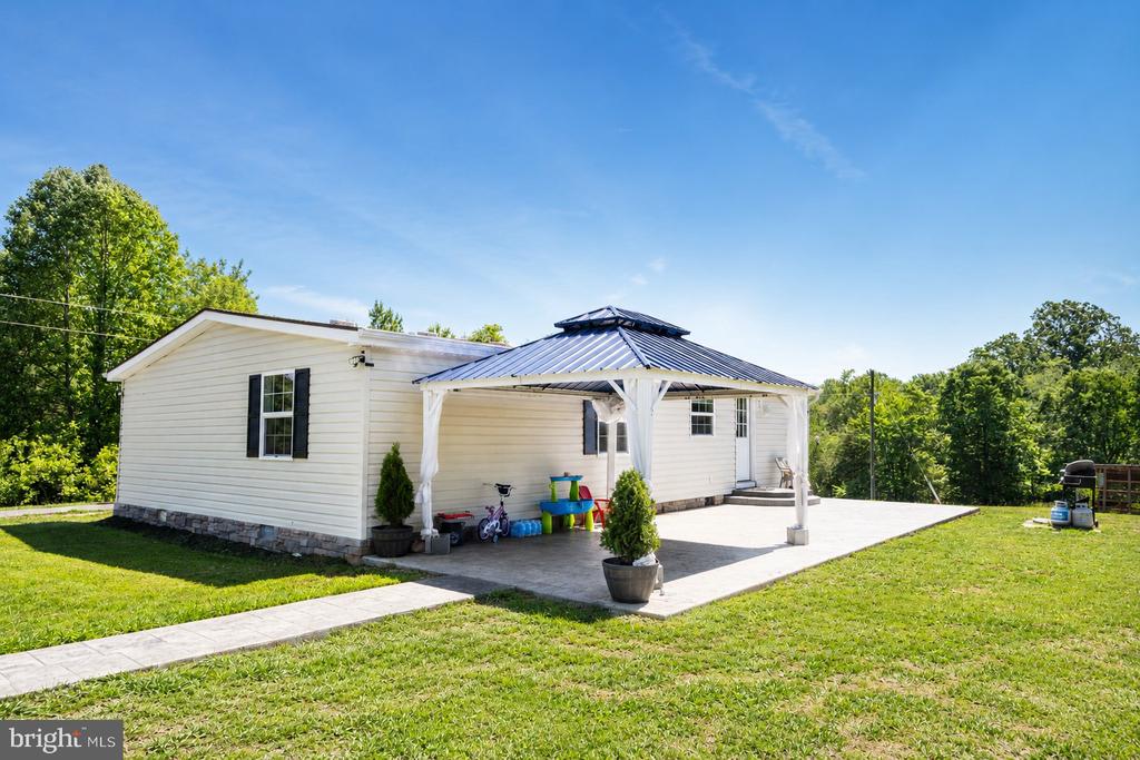 5878 N SEMINOLE TRL, BRIGHTWOOD, Virginia 22715, 3 Bedrooms Bedrooms, ,2 BathroomsBathrooms,Residential,5878 N SEMINOLE TRL,VAMA2002764 MLS # VAMA2002764 5878 N SEMINOLE TRL, BRIGHTWOOD, Virginia 22715, 3 Bedrooms Bedrooms, ,2 BathroomsBathrooms,Residential,5878 N SEMINOLE TRL,VAMA2002764 MLS # VAMA2002764