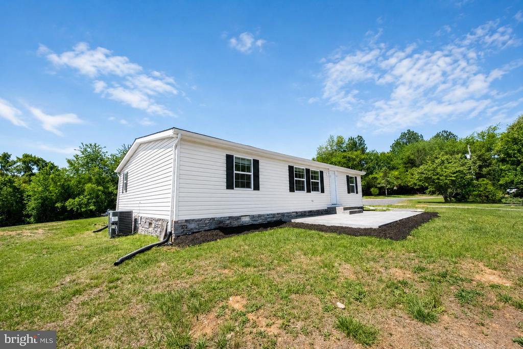 5878 N SEMINOLE TRL, BRIGHTWOOD, Virginia 22715, 3 Bedrooms Bedrooms, ,2 BathroomsBathrooms,Residential,5878 N SEMINOLE TRL,VAMA2002764 MLS # VAMA2002764 5878 N SEMINOLE TRL, BRIGHTWOOD, Virginia 22715, 3 Bedrooms Bedrooms, ,2 BathroomsBathrooms,Residential,5878 N SEMINOLE TRL,VAMA2002764 MLS # VAMA2002764