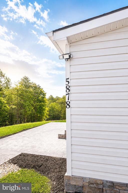 5878 N SEMINOLE TRL, BRIGHTWOOD, Virginia 22715, 3 Bedrooms Bedrooms, ,2 BathroomsBathrooms,Residential,5878 N SEMINOLE TRL,VAMA2002764 MLS # VAMA2002764 5878 N SEMINOLE TRL, BRIGHTWOOD, Virginia 22715, 3 Bedrooms Bedrooms, ,2 BathroomsBathrooms,Residential,5878 N SEMINOLE TRL,VAMA2002764 MLS # VAMA2002764