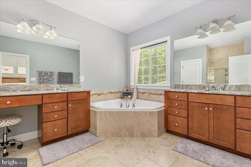 5400 FREE STATE RD, MARSHALL, Virginia 20115, 5 Bedrooms Bedrooms, ,4 BathroomsBathrooms,Residential,5400 FREE STATE RD,VAFQ2021982 MLS # VAFQ2021982 5400 FREE STATE RD, MARSHALL, Virginia 20115, 5 Bedrooms Bedrooms, ,4 BathroomsBathrooms,Residential,5400 FREE STATE RD,VAFQ2021982 MLS # VAFQ2021982