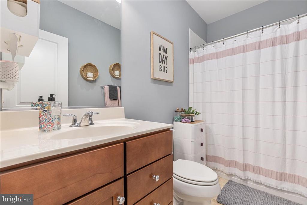 5400 FREE STATE RD, MARSHALL, Virginia 20115, 5 Bedrooms Bedrooms, ,4 BathroomsBathrooms,Residential,5400 FREE STATE RD,VAFQ2021982 MLS # VAFQ2021982 5400 FREE STATE RD, MARSHALL, Virginia 20115, 5 Bedrooms Bedrooms, ,4 BathroomsBathrooms,Residential,5400 FREE STATE RD,VAFQ2021982 MLS # VAFQ2021982