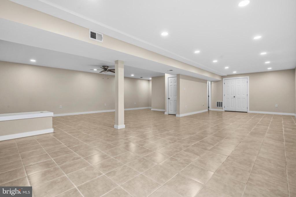 6087 BALLS MILL RD, MIDLAND, Virginia 22728, 5 Bedrooms Bedrooms, ,3 BathroomsBathrooms,Residential,6087 BALLS MILL RD,VAFQ2022094 MLS # VAFQ2022094