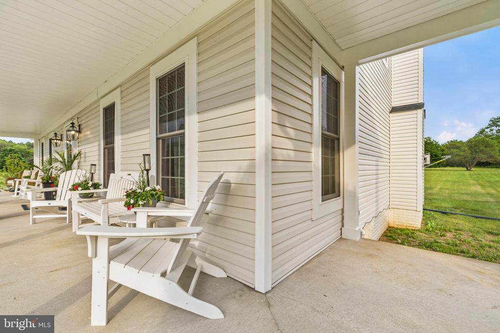 6087 BALLS MILL RD, MIDLAND, Virginia 22728, 5 Bedrooms Bedrooms, ,3 BathroomsBathrooms,Residential,6087 BALLS MILL RD,VAFQ2022094 MLS # VAFQ2022094