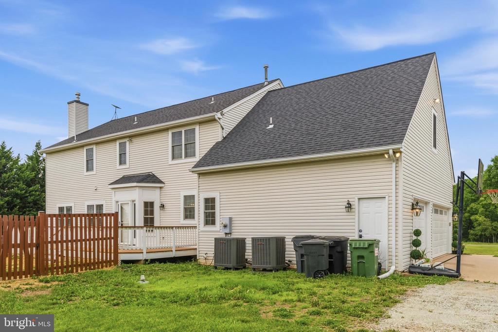 6087 BALLS MILL RD, MIDLAND, Virginia 22728, 5 Bedrooms Bedrooms, ,3 BathroomsBathrooms,Residential,6087 BALLS MILL RD,VAFQ2022094 MLS # VAFQ2022094