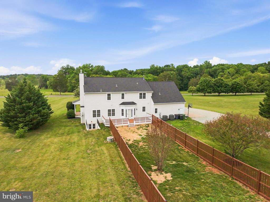 6087 BALLS MILL RD, MIDLAND, Virginia 22728, 5 Bedrooms Bedrooms, ,3 BathroomsBathrooms,Residential,6087 BALLS MILL RD,VAFQ2022094 MLS # VAFQ2022094