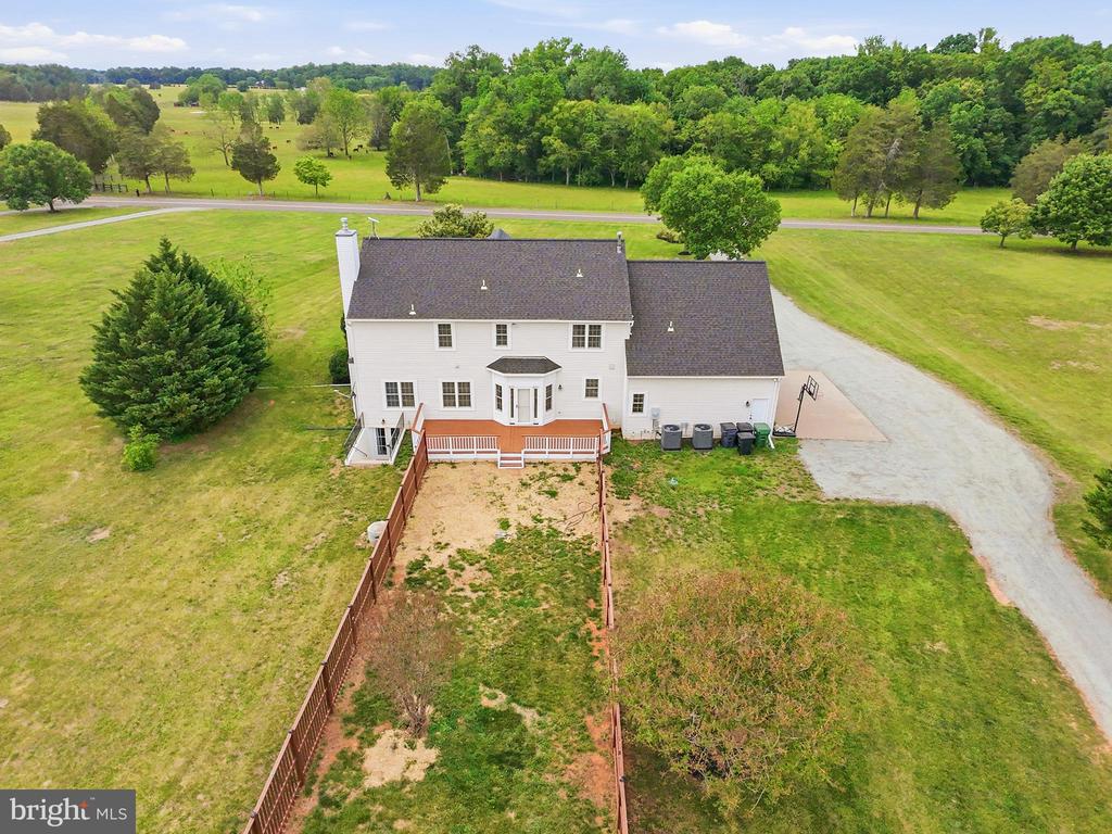 6087 BALLS MILL RD, MIDLAND, Virginia 22728, 5 Bedrooms Bedrooms, ,3 BathroomsBathrooms,Residential,6087 BALLS MILL RD,VAFQ2022094 MLS # VAFQ2022094