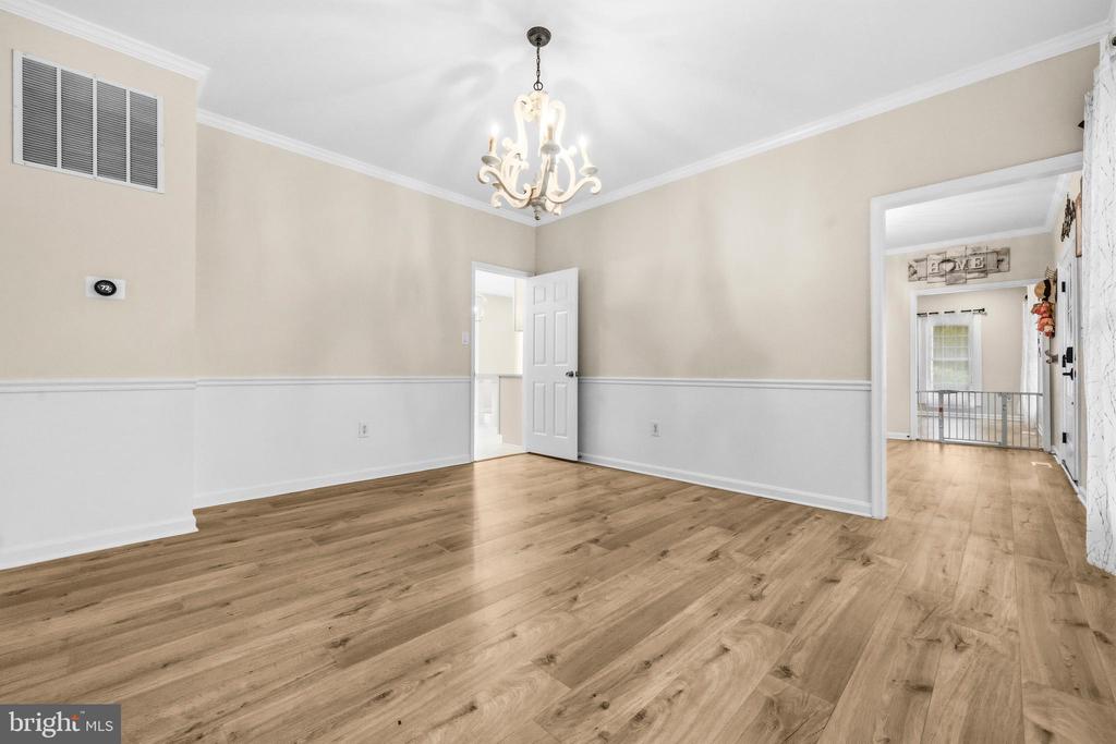 6087 BALLS MILL RD, MIDLAND, Virginia 22728, 5 Bedrooms Bedrooms, ,3 BathroomsBathrooms,Residential,6087 BALLS MILL RD,VAFQ2022094 MLS # VAFQ2022094
