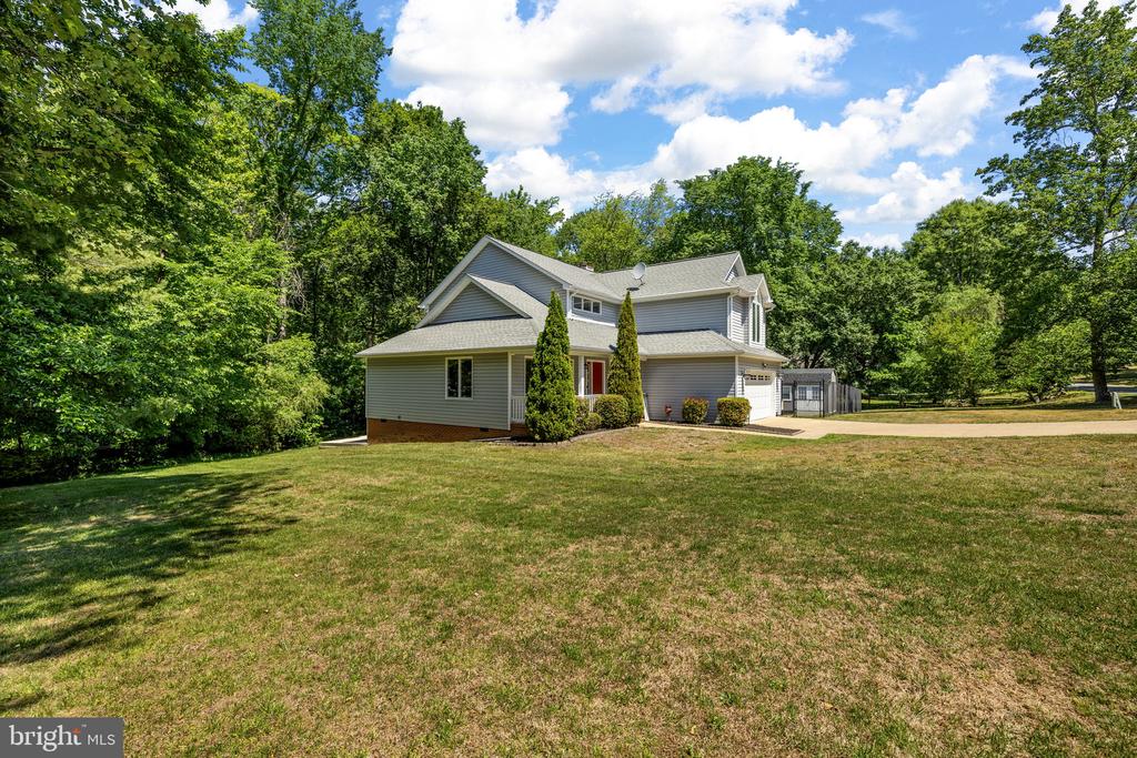 1520 CLOVER DR, FREDERICKSBURG, Virginia 22407, 3 Bedrooms Bedrooms, ,2 BathroomsBathrooms,Residential,1520 CLOVER DR,VASP2041962 MLS # VASP2041962 1520 CLOVER DR, FREDERICKSBURG, Virginia 22407, 3 Bedrooms Bedrooms, ,2 BathroomsBathrooms,Residential,1520 CLOVER DR,VASP2041962 MLS # VASP2041962