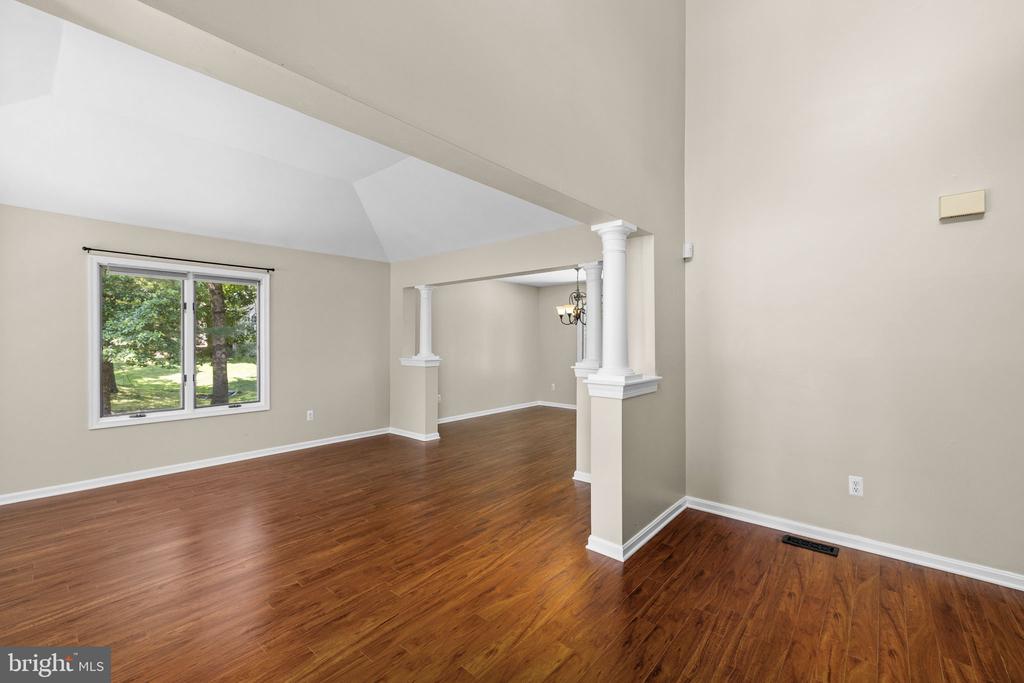 1520 CLOVER DR, FREDERICKSBURG, Virginia 22407, 3 Bedrooms Bedrooms, ,2 BathroomsBathrooms,Residential,1520 CLOVER DR,VASP2041962 MLS # VASP2041962 1520 CLOVER DR, FREDERICKSBURG, Virginia 22407, 3 Bedrooms Bedrooms, ,2 BathroomsBathrooms,Residential,1520 CLOVER DR,VASP2041962 MLS # VASP2041962