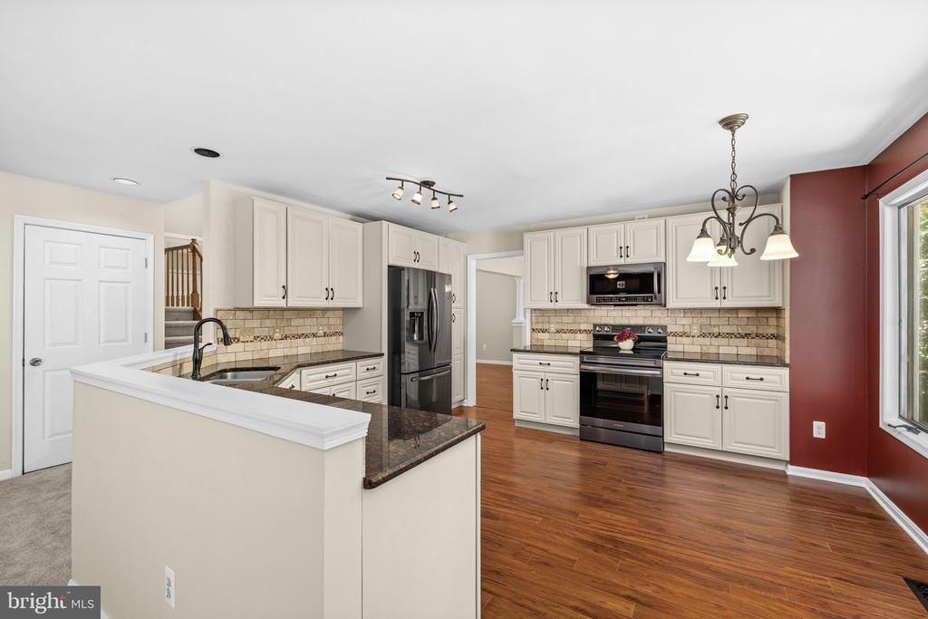 1520 CLOVER DR, FREDERICKSBURG, Virginia 22407, 3 Bedrooms Bedrooms, ,2 BathroomsBathrooms,Residential,1520 CLOVER DR,VASP2041962 MLS # VASP2041962 1520 CLOVER DR, FREDERICKSBURG, Virginia 22407, 3 Bedrooms Bedrooms, ,2 BathroomsBathrooms,Residential,1520 CLOVER DR,VASP2041962 MLS # VASP2041962