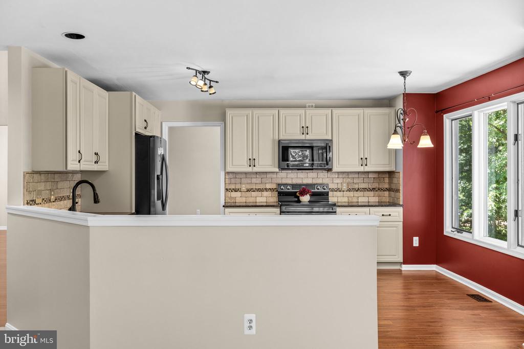 1520 CLOVER DR, FREDERICKSBURG, Virginia 22407, 3 Bedrooms Bedrooms, ,2 BathroomsBathrooms,Residential,1520 CLOVER DR,VASP2041962 MLS # VASP2041962 1520 CLOVER DR, FREDERICKSBURG, Virginia 22407, 3 Bedrooms Bedrooms, ,2 BathroomsBathrooms,Residential,1520 CLOVER DR,VASP2041962 MLS # VASP2041962