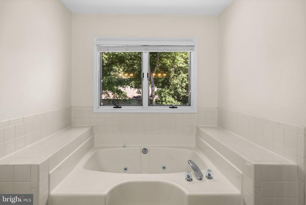 1520 CLOVER DR, FREDERICKSBURG, Virginia 22407, 3 Bedrooms Bedrooms, ,2 BathroomsBathrooms,Residential,1520 CLOVER DR,VASP2041962 MLS # VASP2041962 1520 CLOVER DR, FREDERICKSBURG, Virginia 22407, 3 Bedrooms Bedrooms, ,2 BathroomsBathrooms,Residential,1520 CLOVER DR,VASP2041962 MLS # VASP2041962