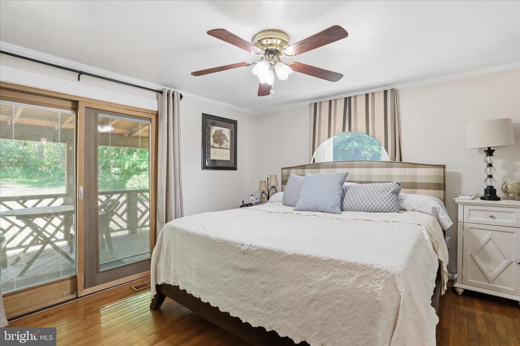 13010 BELLE MEADE LN, MARKHAM, Virginia 22643, 4 Bedrooms Bedrooms, ,3 BathroomsBathrooms,Residential,13010 BELLE MEADE LN,VAFQ2022078 MLS # VAFQ2022078