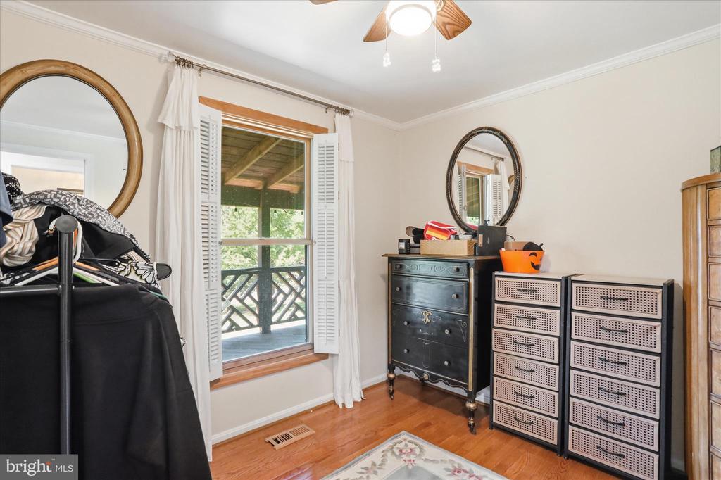 13010 BELLE MEADE LN, MARKHAM, Virginia 22643, 4 Bedrooms Bedrooms, ,3 BathroomsBathrooms,Residential,13010 BELLE MEADE LN,VAFQ2022078 MLS # VAFQ2022078