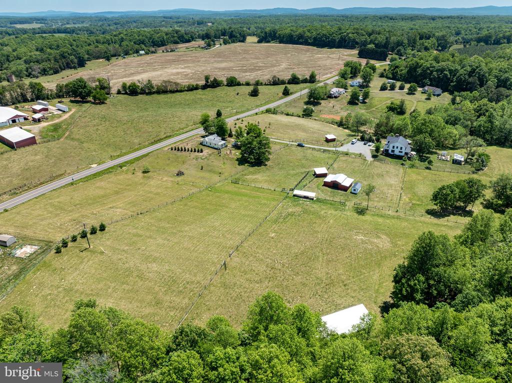 4253 S BLUE RIDGE, ROCHELLE, Virginia 22738, 4 Bedrooms Bedrooms, ,3 BathroomsBathrooms,Residential,4253 S BLUE RIDGE,VAMA2002778 MLS # VAMA2002778