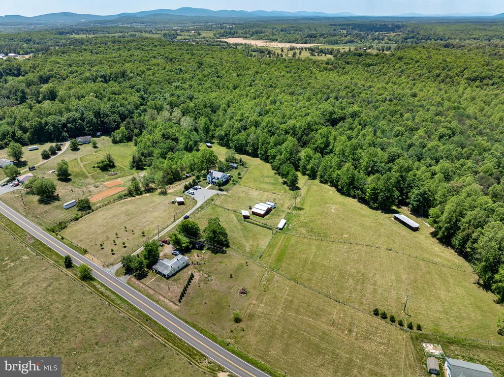 4253 S BLUE RIDGE, ROCHELLE, Virginia 22738, 4 Bedrooms Bedrooms, ,3 BathroomsBathrooms,Residential,4253 S BLUE RIDGE,VAMA2002778 MLS # VAMA2002778