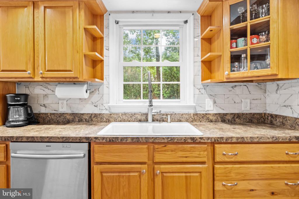 204 BOWEN DR, FREDERICKSBURG, Virginia 22407, 3 Bedrooms Bedrooms, ,2 BathroomsBathrooms,Residential,MILL GARDEN,204 BOWEN DR,VASP2042014 MLS # VASP2042014 204 BOWEN DR, FREDERICKSBURG, Virginia 22407, 3 Bedrooms Bedrooms, ,2 BathroomsBathrooms,Residential,MILL GARDEN,204 BOWEN DR,VASP2042014 MLS # VASP2042014