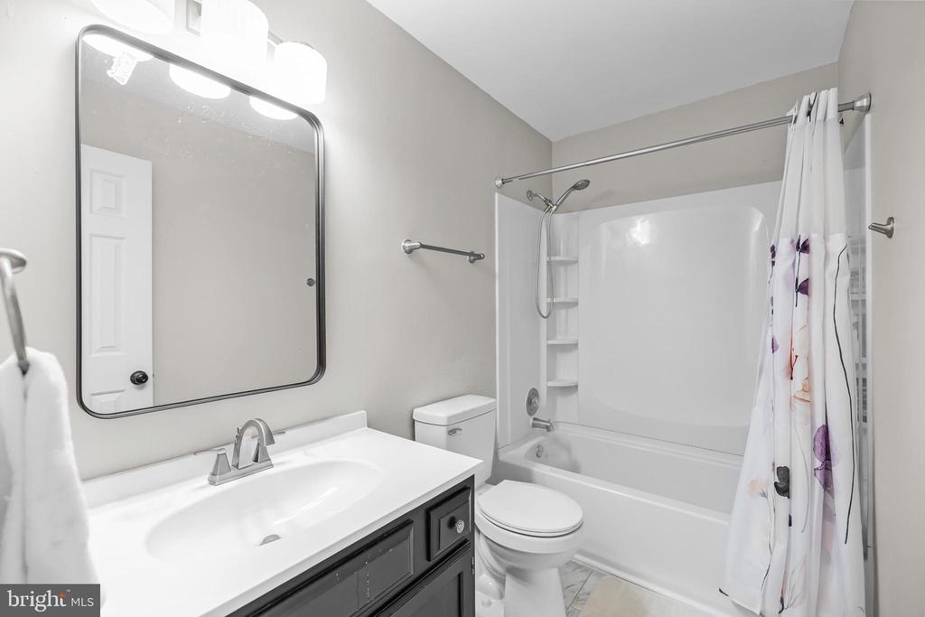204 BOWEN DR, FREDERICKSBURG, Virginia 22407, 3 Bedrooms Bedrooms, ,2 BathroomsBathrooms,Residential,MILL GARDEN,204 BOWEN DR,VASP2042014 MLS # VASP2042014 204 BOWEN DR, FREDERICKSBURG, Virginia 22407, 3 Bedrooms Bedrooms, ,2 BathroomsBathrooms,Residential,MILL GARDEN,204 BOWEN DR,VASP2042014 MLS # VASP2042014