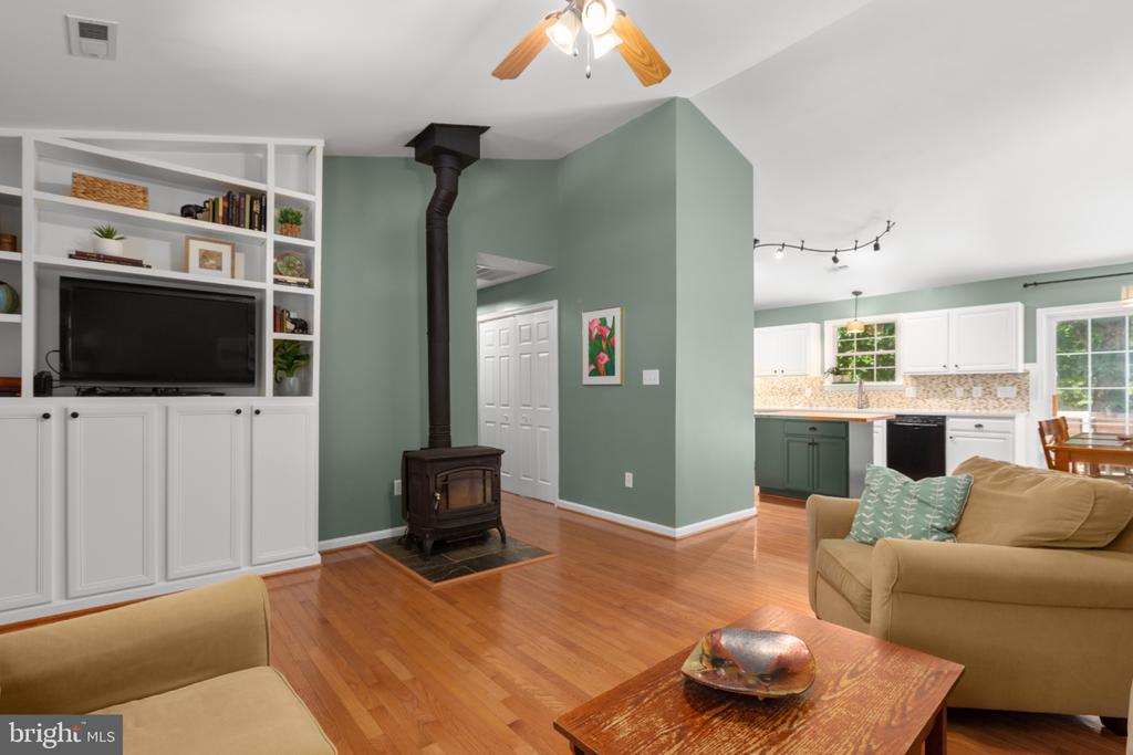 27592 OLD OFFICE RD, CULPEPER, Virginia 22701, 3 Bedrooms Bedrooms, ,2 BathroomsBathrooms,Residential,27592 OLD OFFICE RD,VAOR2014246 MLS # VAOR2014246 27592 OLD OFFICE RD, CULPEPER, Virginia 22701, 3 Bedrooms Bedrooms, ,2 BathroomsBathrooms,Residential,27592 OLD OFFICE RD,VAOR2014246 MLS # VAOR2014246