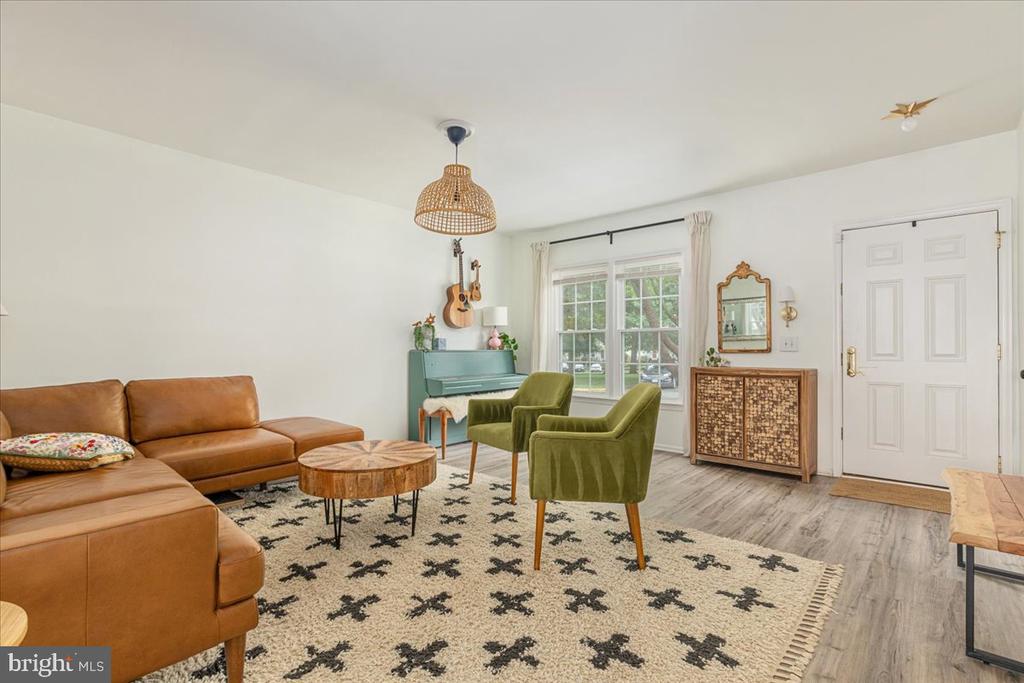 63 PEPPER TREE CT, WARRENTON, Virginia 20186, 3 Bedrooms Bedrooms, ,2 BathroomsBathrooms,Residential,63 PEPPER TREE CT,VAFQ2022136 MLS # VAFQ2022136 63 PEPPER TREE CT, WARRENTON, Virginia 20186, 3 Bedrooms Bedrooms, ,2 BathroomsBathrooms,Residential,63 PEPPER TREE CT,VAFQ2022136 MLS # VAFQ2022136