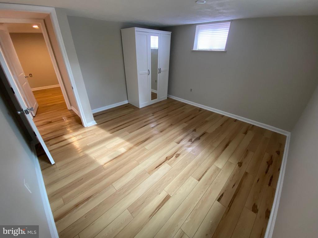 18019 LEE HWY, AMISSVILLE, Virginia 20106, 3 Bedrooms Bedrooms, ,3 BathroomsBathrooms,Residential,18019 LEE HWY,VACU2013696 MLS # VACU2013696 18019 LEE HWY, AMISSVILLE, Virginia 20106, 3 Bedrooms Bedrooms, ,3 BathroomsBathrooms,Residential,18019 LEE HWY,VACU2013696 MLS # VACU2013696