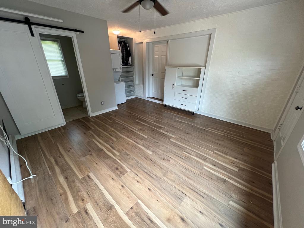 18019 LEE HWY, AMISSVILLE, Virginia 20106, 3 Bedrooms Bedrooms, ,3 BathroomsBathrooms,Residential,18019 LEE HWY,VACU2013696 MLS # VACU2013696 18019 LEE HWY, AMISSVILLE, Virginia 20106, 3 Bedrooms Bedrooms, ,3 BathroomsBathrooms,Residential,18019 LEE HWY,VACU2013696 MLS # VACU2013696