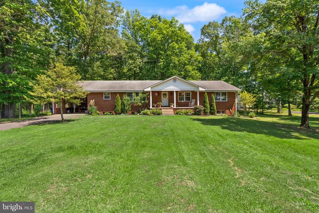 8131 TALL PINES LN, CATLETT, Virginia 20119, 5 Bedrooms Bedrooms, ,2 BathroomsBathrooms,Residential,8131 TALL PINES LN,VAFQ2022144 MLS # VAFQ2022144 8131 TALL PINES LN, CATLETT, Virginia 20119, 5 Bedrooms Bedrooms, ,2 BathroomsBathrooms,Residential,8131 TALL PINES LN,VAFQ2022144 MLS # VAFQ2022144