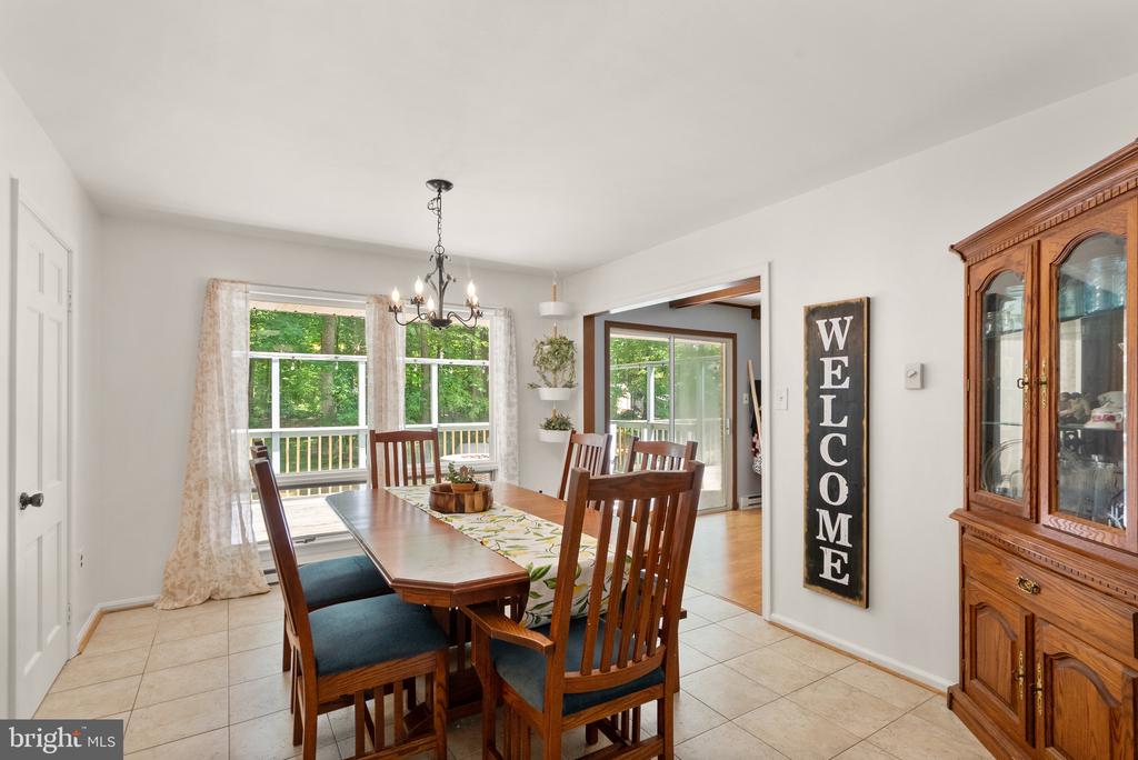 8131 TALL PINES LN, CATLETT, Virginia 20119, 5 Bedrooms Bedrooms, ,2 BathroomsBathrooms,Residential,8131 TALL PINES LN,VAFQ2022144 MLS # VAFQ2022144 8131 TALL PINES LN, CATLETT, Virginia 20119, 5 Bedrooms Bedrooms, ,2 BathroomsBathrooms,Residential,8131 TALL PINES LN,VAFQ2022144 MLS # VAFQ2022144