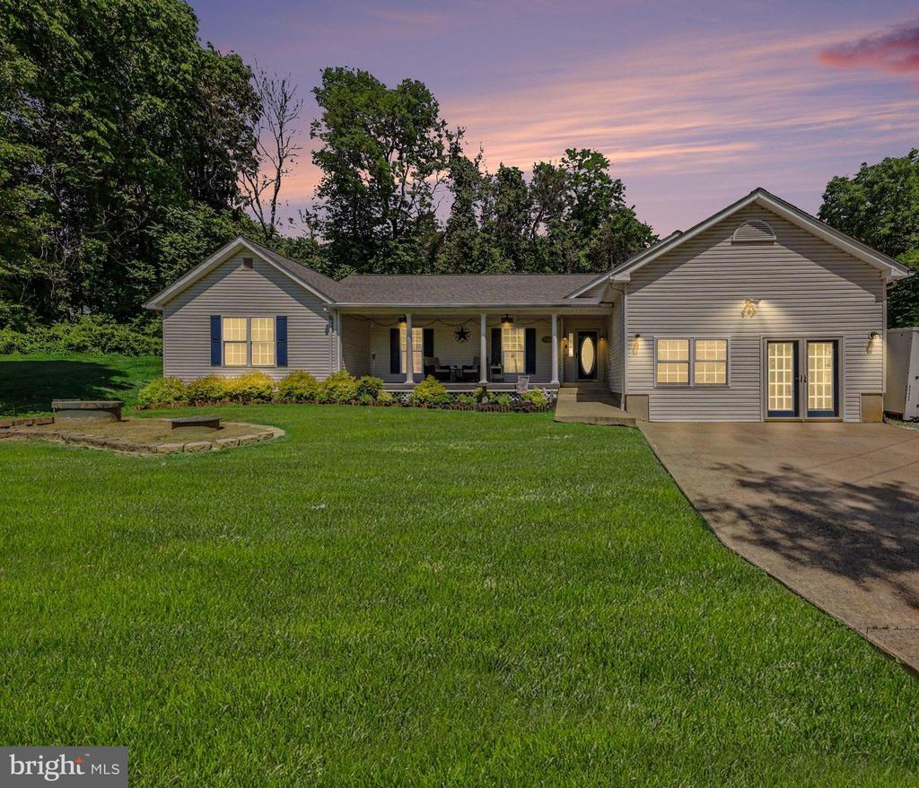 7462 KEITH RD, WARRENTON, Virginia 20186, 5 Bedrooms Bedrooms, ,3 BathroomsBathrooms,Residential,7462 KEITH RD,VAFQ2022148 MLS # VAFQ2022148 7462 KEITH RD, WARRENTON, Virginia 20186, 5 Bedrooms Bedrooms, ,3 BathroomsBathrooms,Residential,7462 KEITH RD,VAFQ2022148 MLS # VAFQ2022148