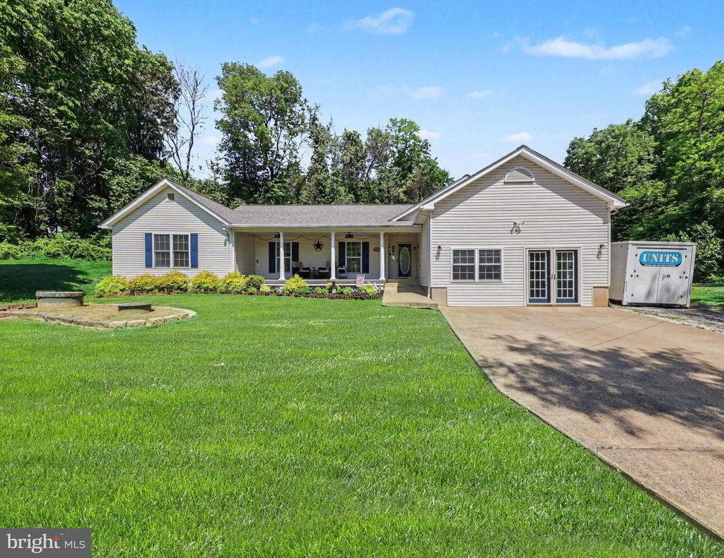 7462 KEITH RD, WARRENTON, Virginia 20186, 5 Bedrooms Bedrooms, ,3 BathroomsBathrooms,Residential,7462 KEITH RD,VAFQ2022148 MLS # VAFQ2022148 7462 KEITH RD, WARRENTON, Virginia 20186, 5 Bedrooms Bedrooms, ,3 BathroomsBathrooms,Residential,7462 KEITH RD,VAFQ2022148 MLS # VAFQ2022148