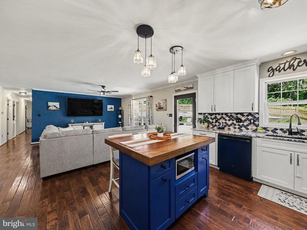 7462 KEITH RD, WARRENTON, Virginia 20186, 5 Bedrooms Bedrooms, ,3 BathroomsBathrooms,Residential,7462 KEITH RD,VAFQ2022148 MLS # VAFQ2022148 7462 KEITH RD, WARRENTON, Virginia 20186, 5 Bedrooms Bedrooms, ,3 BathroomsBathrooms,Residential,7462 KEITH RD,VAFQ2022148 MLS # VAFQ2022148