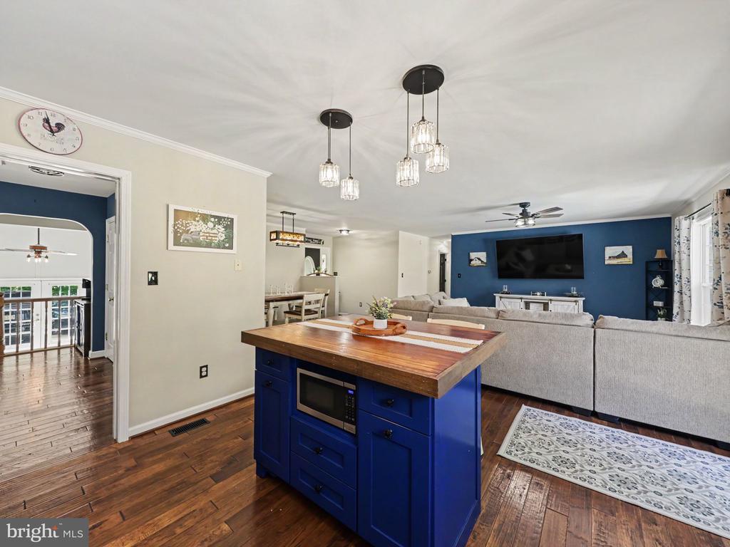 7462 KEITH RD, WARRENTON, Virginia 20186, 5 Bedrooms Bedrooms, ,3 BathroomsBathrooms,Residential,7462 KEITH RD,VAFQ2022148 MLS # VAFQ2022148 7462 KEITH RD, WARRENTON, Virginia 20186, 5 Bedrooms Bedrooms, ,3 BathroomsBathrooms,Residential,7462 KEITH RD,VAFQ2022148 MLS # VAFQ2022148