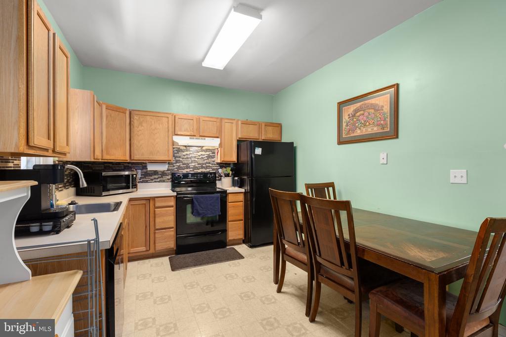 11012 COREYS WAY, FREDERICKSBURG, Virginia 22408, 3 Bedrooms Bedrooms, ,2 BathroomsBathrooms,Residential,BROOKWOOD,11012 COREYS WAY,VASP2042216 MLS # VASP2042216 11012 COREYS WAY, FREDERICKSBURG, Virginia 22408, 3 Bedrooms Bedrooms, ,2 BathroomsBathrooms,Residential,BROOKWOOD,11012 COREYS WAY,VASP2042216 MLS # VASP2042216