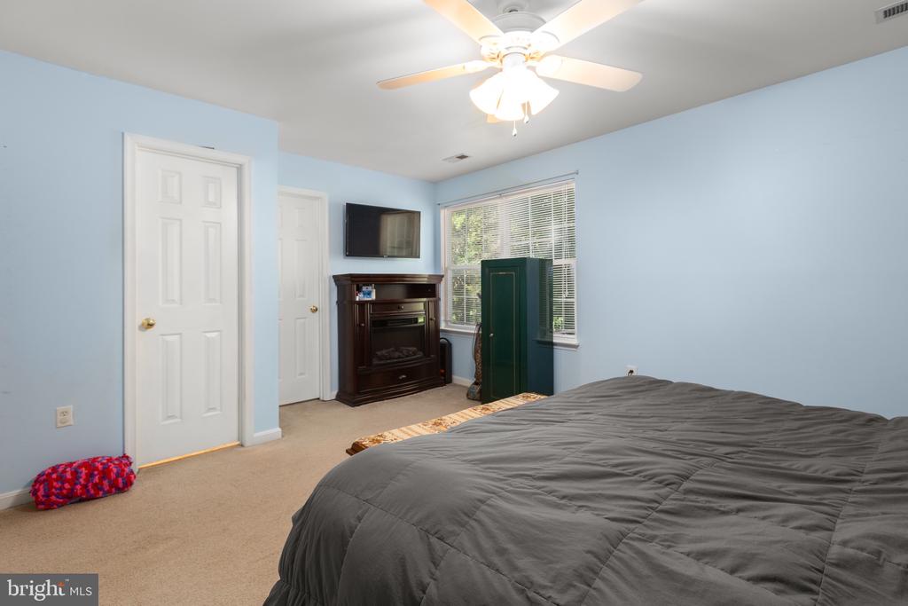 11012 COREYS WAY, FREDERICKSBURG, Virginia 22408, 3 Bedrooms Bedrooms, ,2 BathroomsBathrooms,Residential,BROOKWOOD,11012 COREYS WAY,VASP2042216 MLS # VASP2042216 11012 COREYS WAY, FREDERICKSBURG, Virginia 22408, 3 Bedrooms Bedrooms, ,2 BathroomsBathrooms,Residential,BROOKWOOD,11012 COREYS WAY,VASP2042216 MLS # VASP2042216