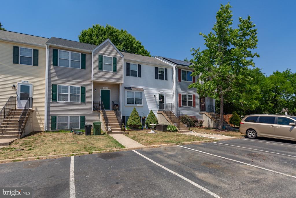 11012 COREYS WAY, FREDERICKSBURG, Virginia 22408, 3 Bedrooms Bedrooms, ,2 BathroomsBathrooms,Residential,BROOKWOOD,11012 COREYS WAY,VASP2042216 MLS # VASP2042216 11012 COREYS WAY, FREDERICKSBURG, Virginia 22408, 3 Bedrooms Bedrooms, ,2 BathroomsBathrooms,Residential,BROOKWOOD,11012 COREYS WAY,VASP2042216 MLS # VASP2042216