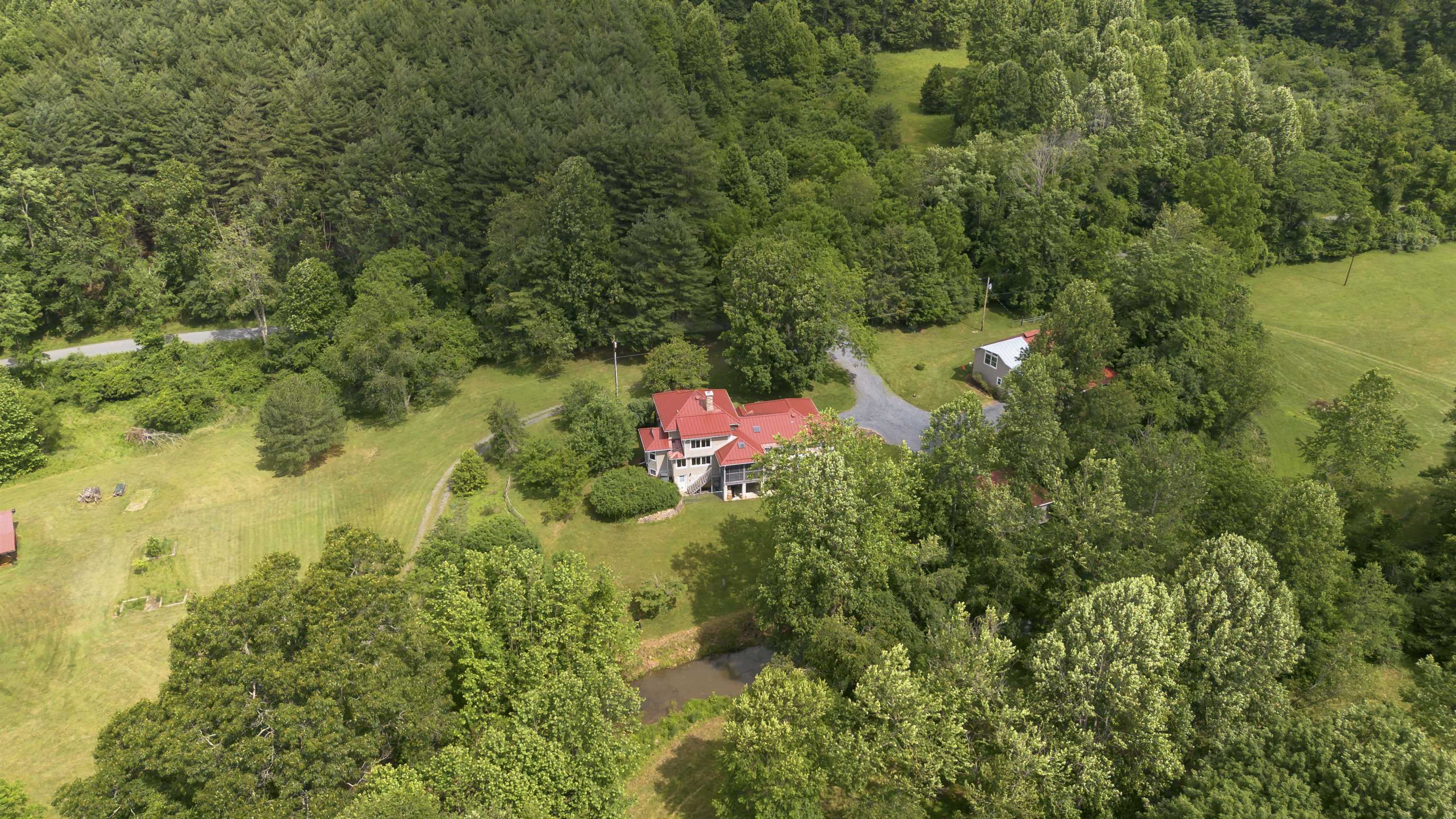 7304 DRY RUN RD, BURNSVILLE, Virginia 24487, 3 Bedrooms Bedrooms, ,2 BathroomsBathrooms,Residential,Journey's End,7304 DRY RUN RD,666061 MLS # 666061